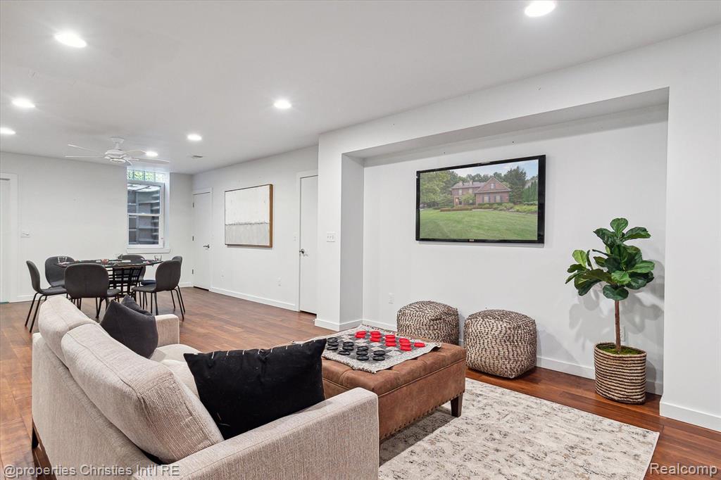 47196 MERION Circle, Northville, MI 48168 — Photo 57