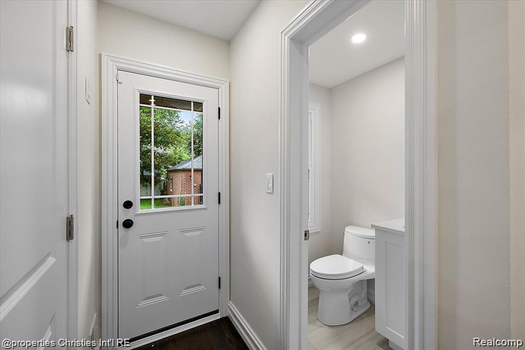 18934 FAIRFIELD Street, Detroit, MI 48221 — Photo 36