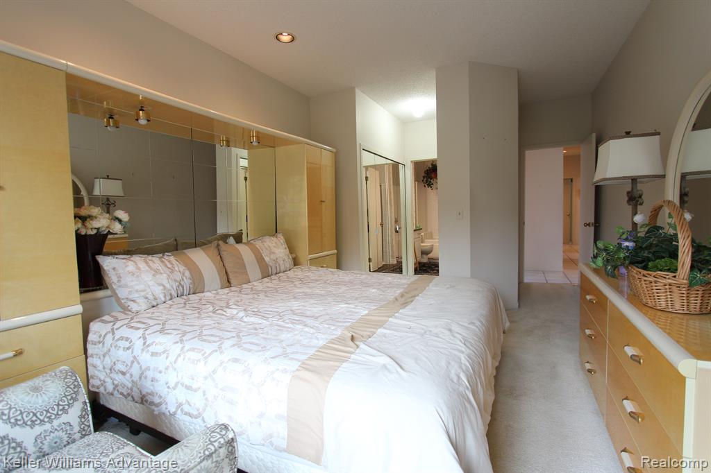 41840 Cantebury Drive, Novi, MI 48377 — Photo 19