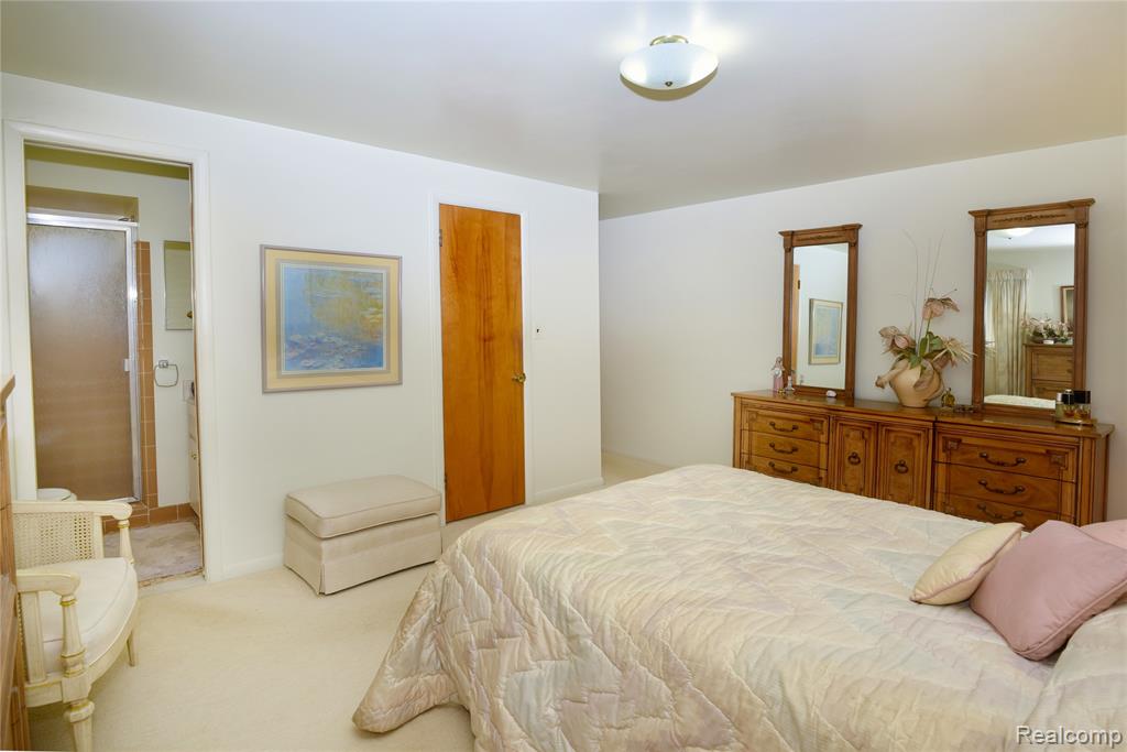 5550 Raven Road, Bloomfield Hills, MI 48301 — Photo 22