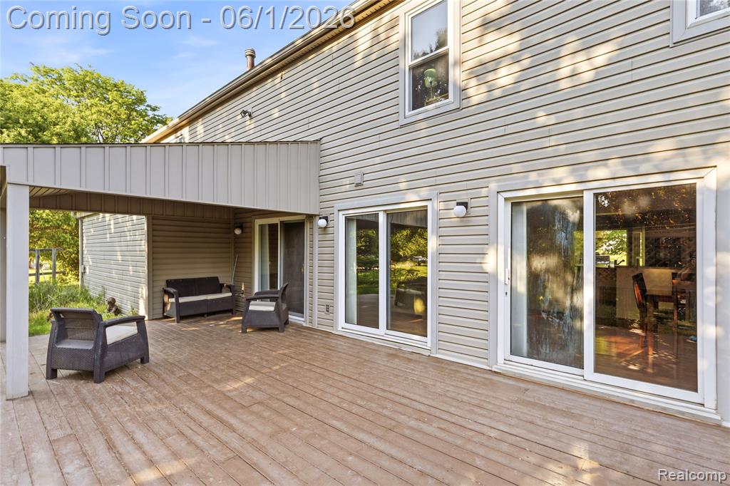 5389 Fox Ridge Circle, West Bloomfield, MI — Photo 46