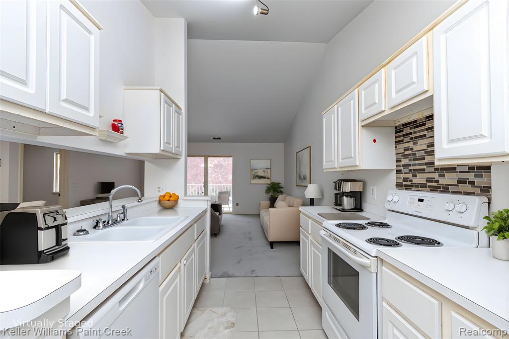 6143 Century Court, Shelby Twp, MI 48316 — Photo 5