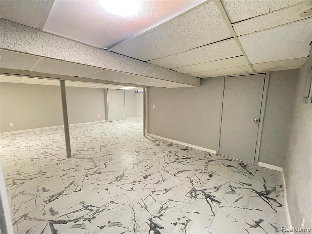 5265 Streefkerk Drive, Warren, MI 48092 — Photo 36