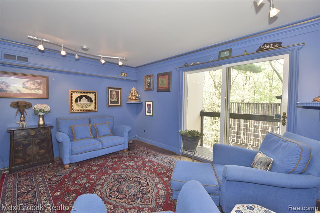 1030 STRATFORD PLACE, # 12, Bloomfield Hills, MI 48304 — Photo 7