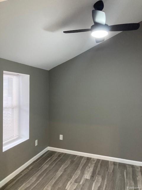 4 Division Street, Oxford, MI 48371 — Photo 10