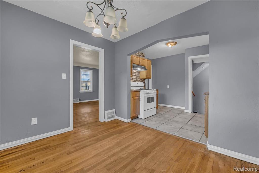 7766 Clayburn Street, Detroit, MI 48228 — Photo 6