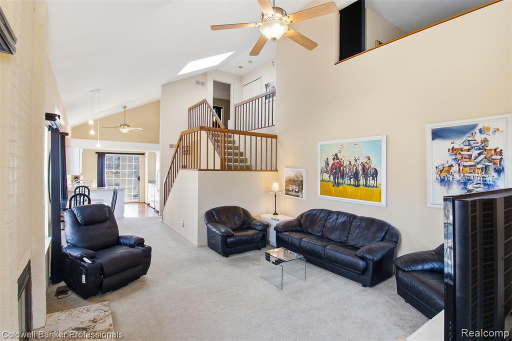 6821 Kindling Court, West Bloomfield, MI — Photo 3