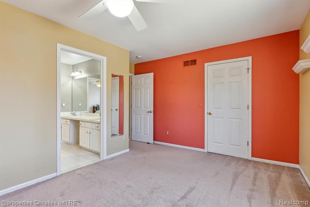 40611 PAISLEY Circle, Novi, MI 48377 — Photo 37