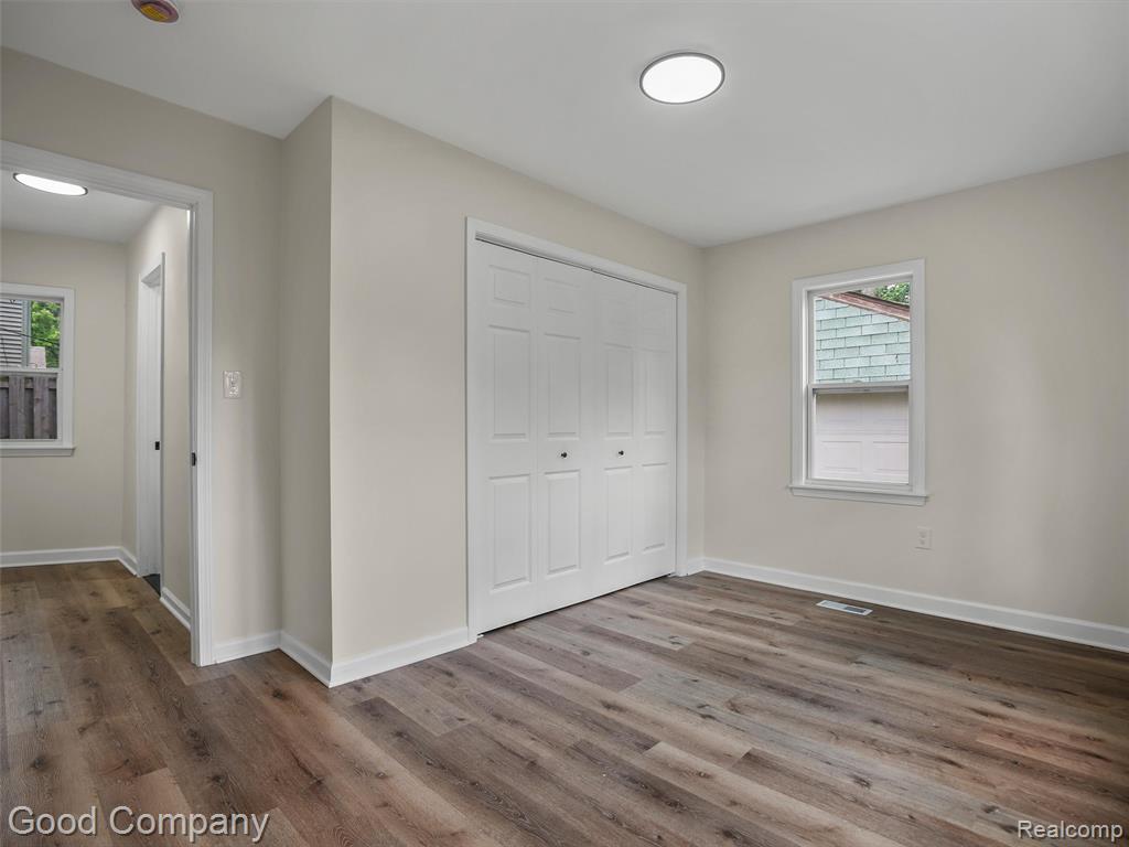 94 W Evelyn Avenue, Hazel Park, MI 48030 — Photo 15