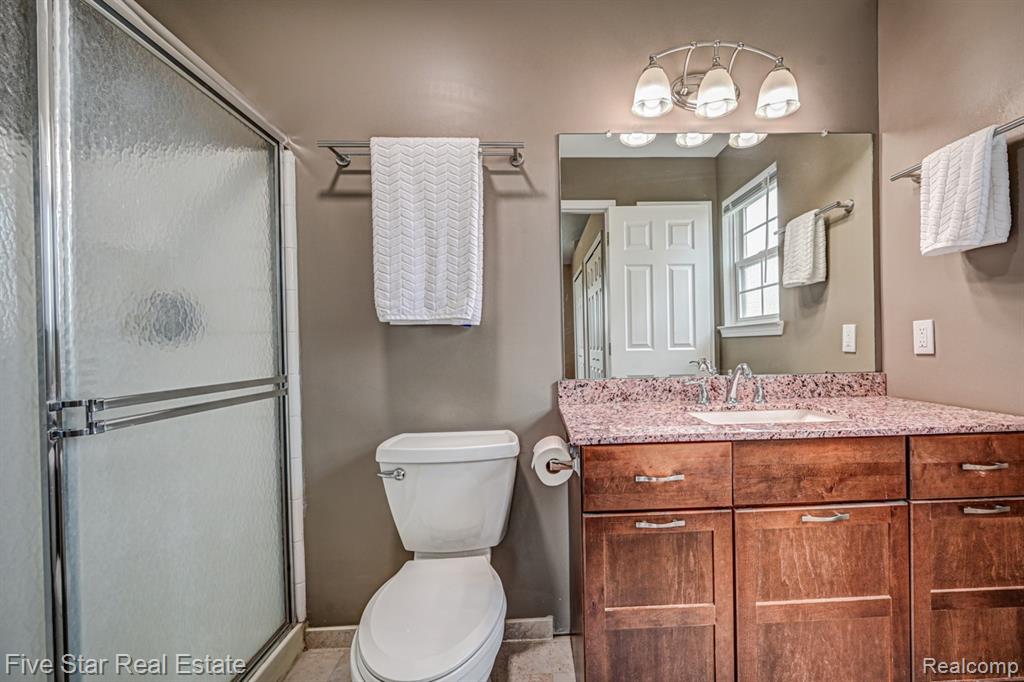 7511 BERMUDA DUNES, Ypsilanti, MI 48197 — Photo 33