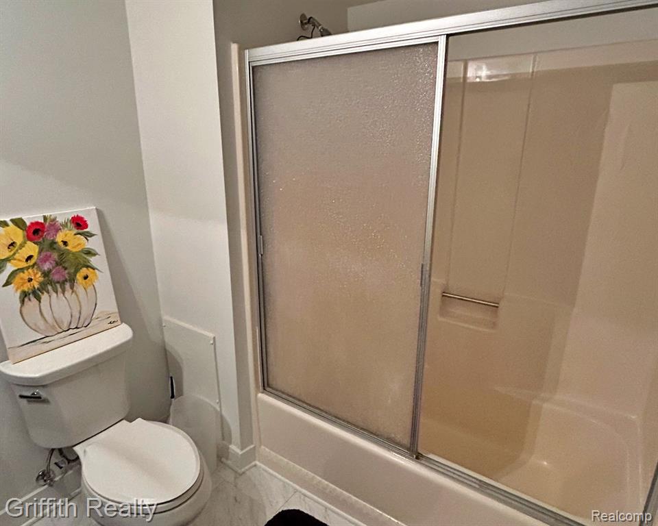 6262 Briggs Lake Drive, Brighton, MI 48116 — Photo 34