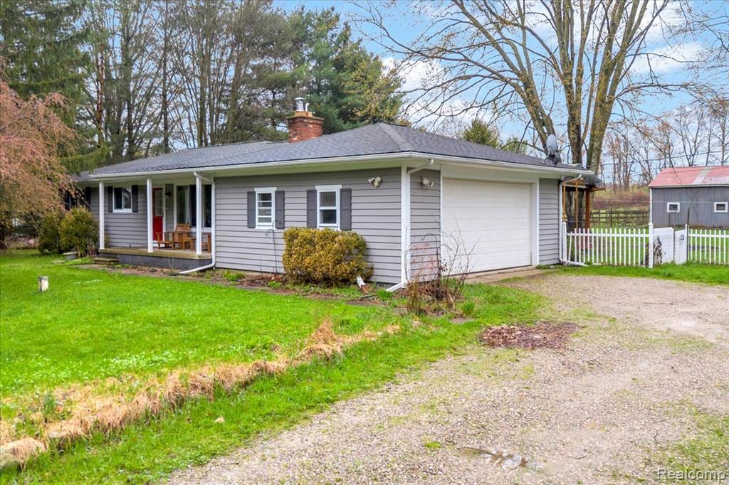 4360 Sherwood Road, Ortonville, MI 48462 — Photo 2