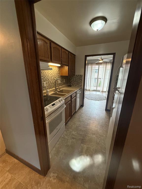 8510 S Pepper Ridge Drive S, Grand Blanc, MI 48439 — Photo 20