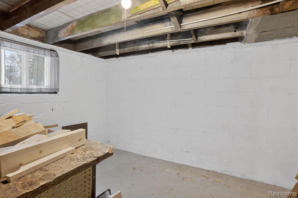 2917 N Michigan Avenue, Saginaw, MI 48604 — Photo 31