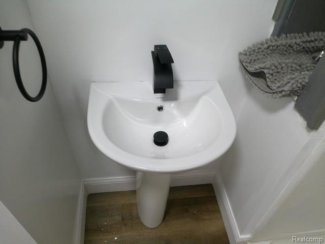 5071 Lippincott Boulevard, Burton, MI 48519 — Photo 13