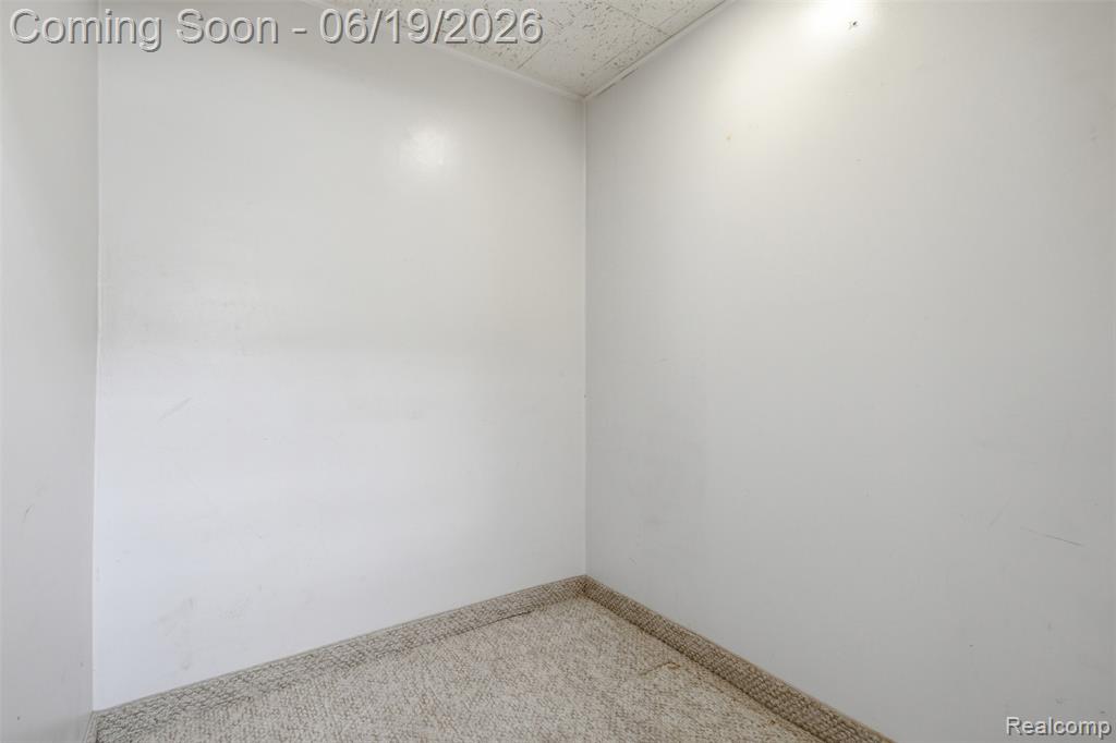 16205 E Warren Avenue, Detroit, MI 48224 — Photo 5