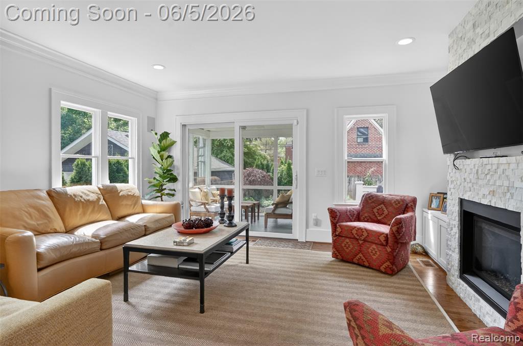 691 W Frank Street, Birmingham, MI 48009 — Photo 19