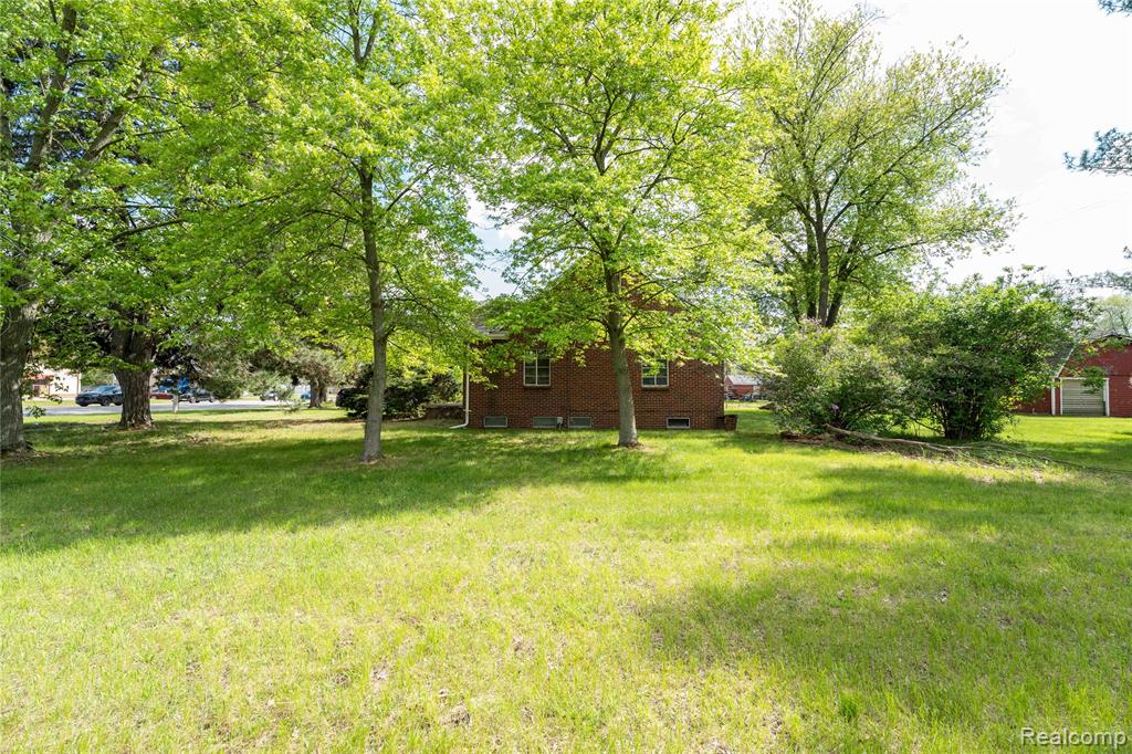 9282 Wayne Road, Romulus, MI 48174 — Photo 21
