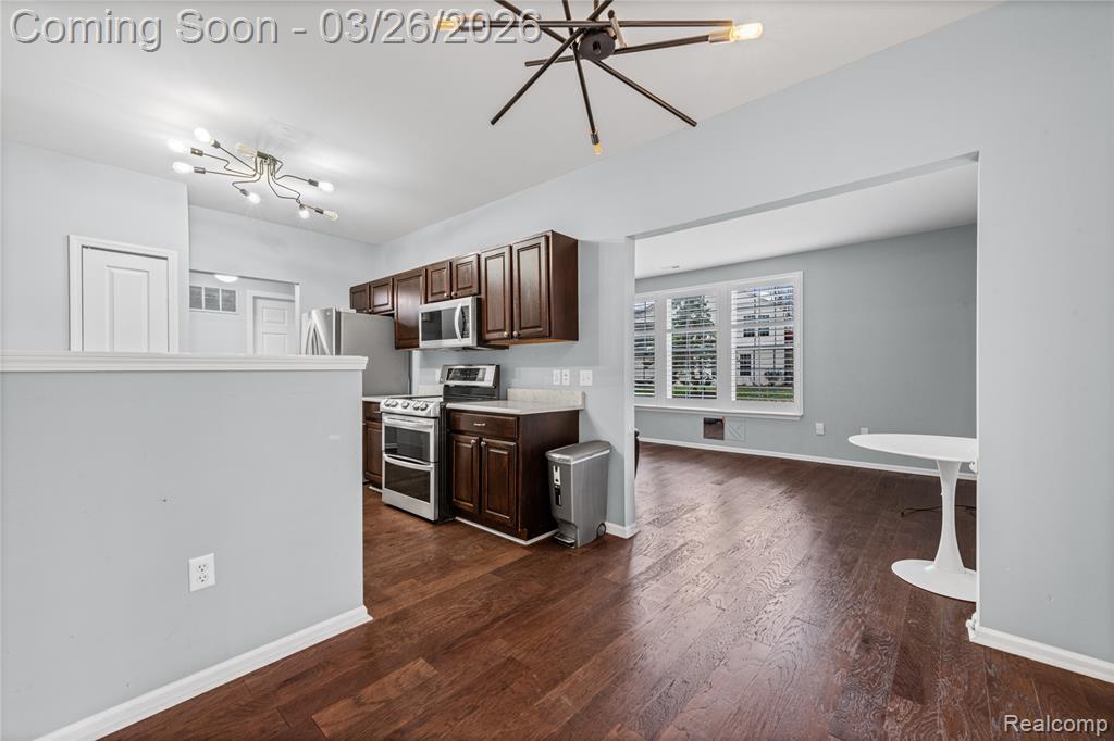26756 Kirkway Circle, Woodhaven, MI 48183 — Photo 11