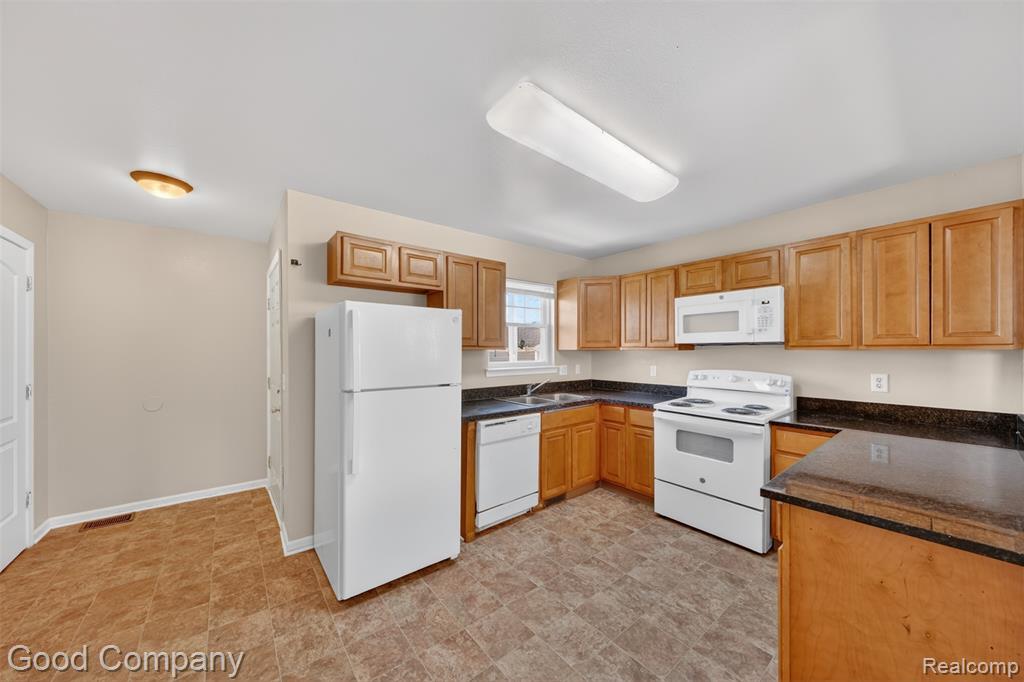 2320 Andrus Street, Hamtramck, MI 48212 — Photo 7