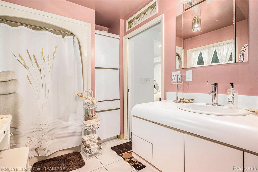 8763 Lakeview Boulevard, Clarkston, MI 48348 — Photo 15
