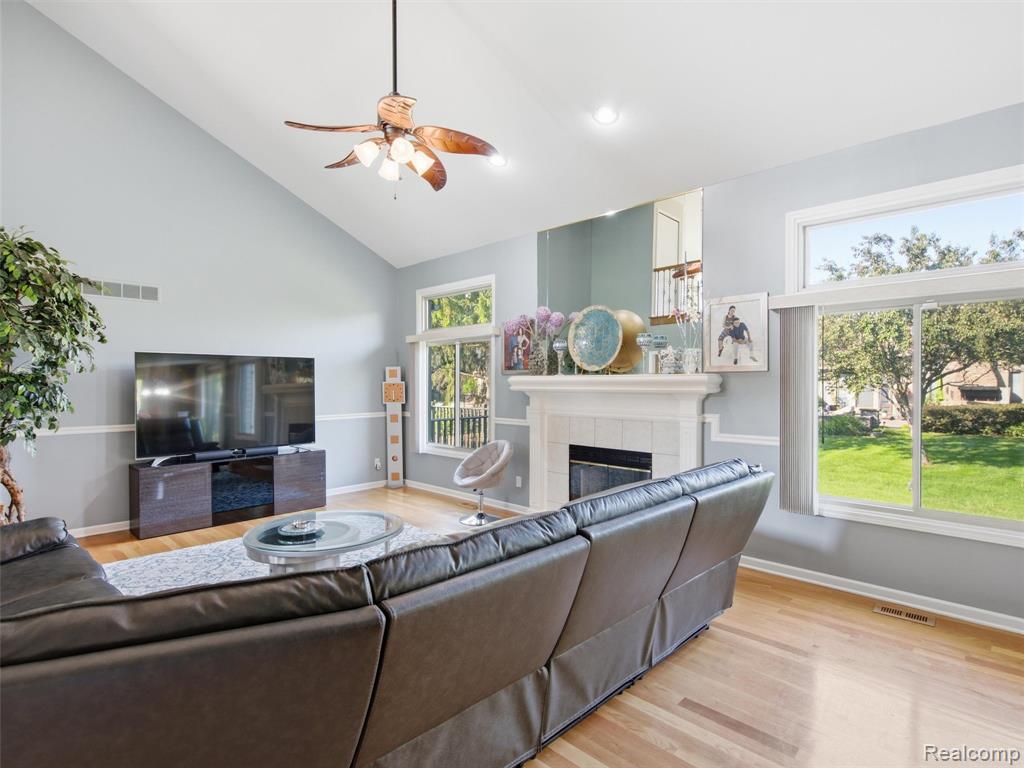 48507 Montelepre Drive, Utica, MI 48315 — Photo 14