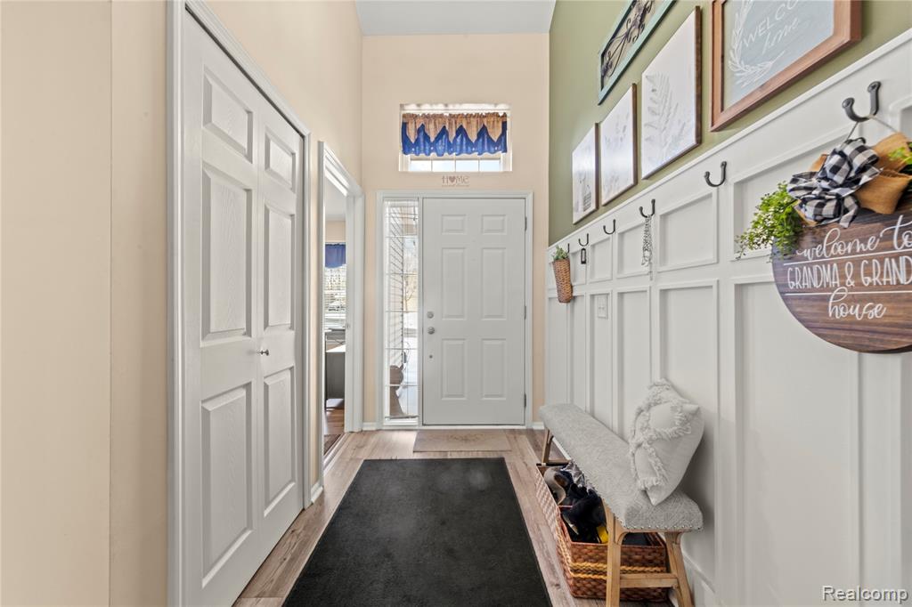 5579 Elmhurst Drive, 167, Trenton, MI 48183 — Photo 10