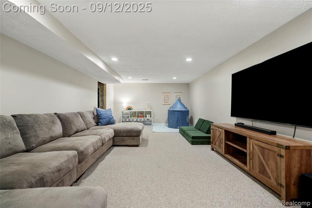 577 Bagley Street, Lake Orion, MI 48362 — Photo 14