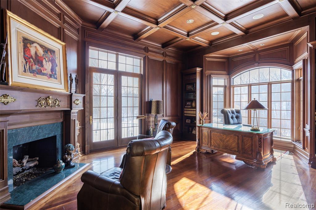 5165 Abbey Road, Rochester, MI, 48306