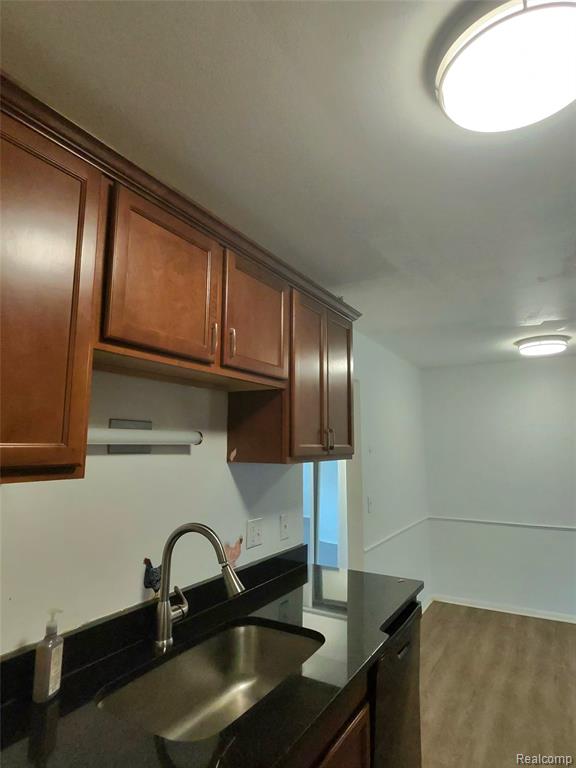25301 five mile rd, Redford, MI 48239 — Photo 9