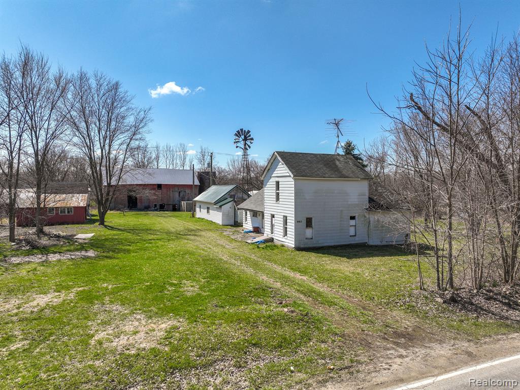 9915 VAN BUREN Road, Fowlerville, MI 48836 — Photo 2