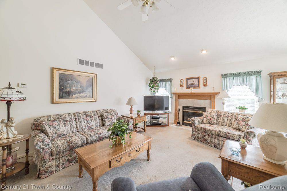 2647 KERRIA Drive, Howell, MI 48855 — Photo 8