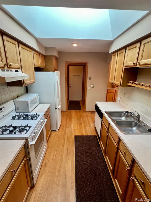 49421 Northwood, Shelby Twp, MI 48315 — Photo 7