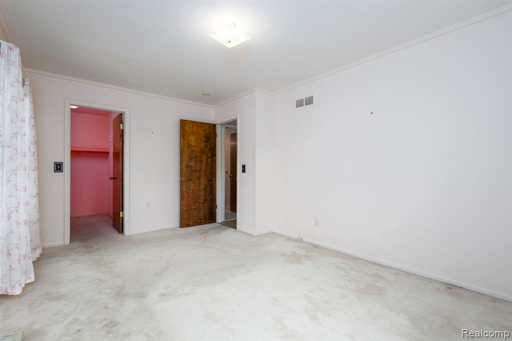 8707 Forest Court, Warren, MI 48093 — Photo 14