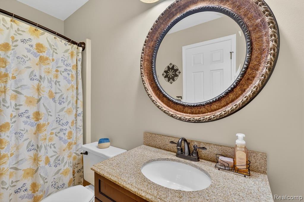 16147 Silvercrest Drive, Fenton, MI 48430 — Photo 28