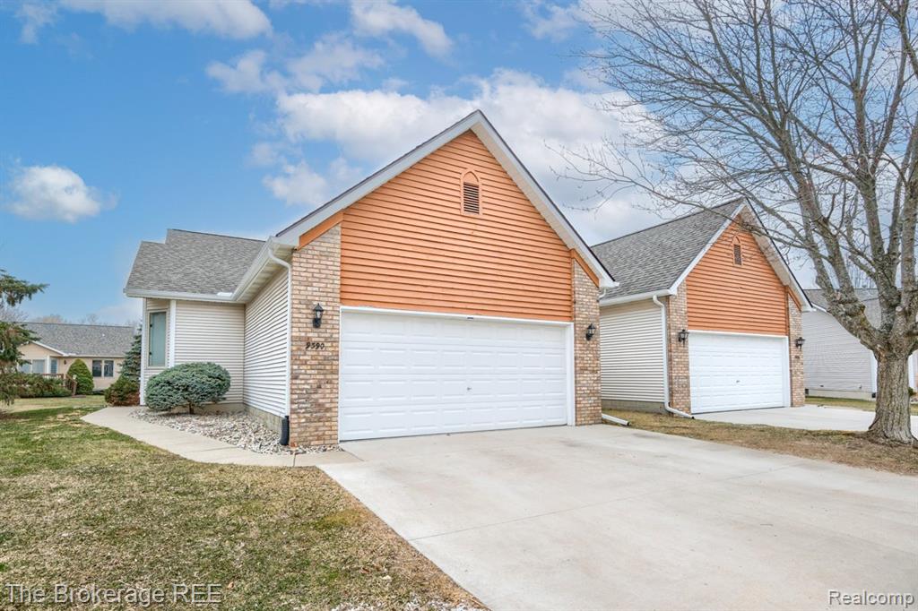9390 Rayna Drive, Davison, MI 48423 — Photo 2