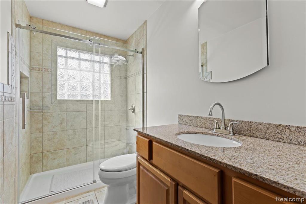 7242 HOUGHTON Drive, Davison, MI 48423 — Photo 11