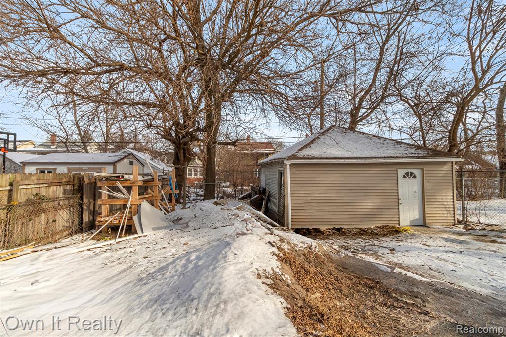15766 Hartwell Street, Detroit, MI 48227 — Photo 35