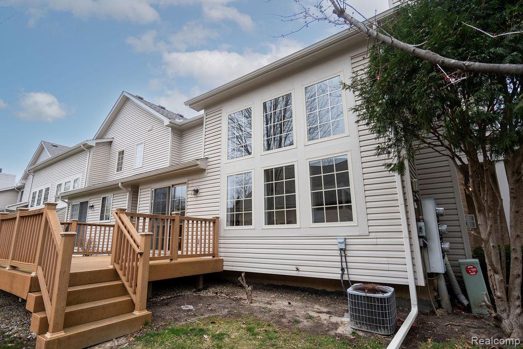 23869 McCort Drive, Flat Rock, MI 48134 — Photo 61
