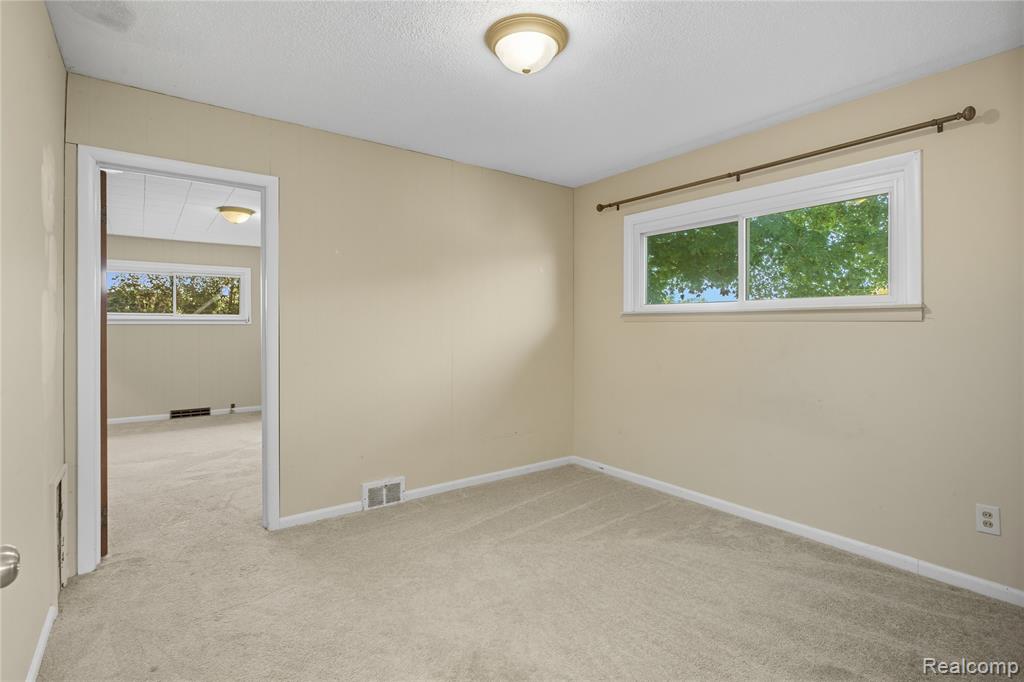 8620 Milan Oakville Road, Milan, MI 48160 — Photo 29