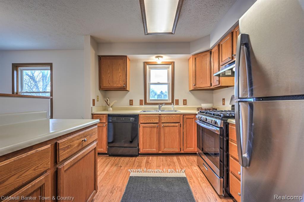 44694 Geddes Road, Canton, MI 48188 — Photo 14