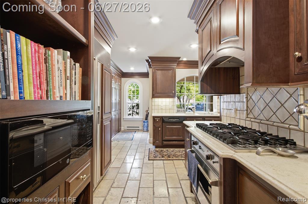 485 Westwood Drive, Bloomfield Hills, MI 48301 — Photo 17