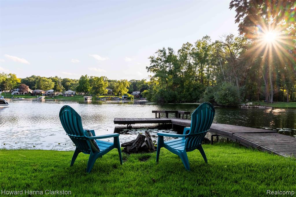 8729 Sherwood Drive, Davisburg, MI 48350 — Photo 27