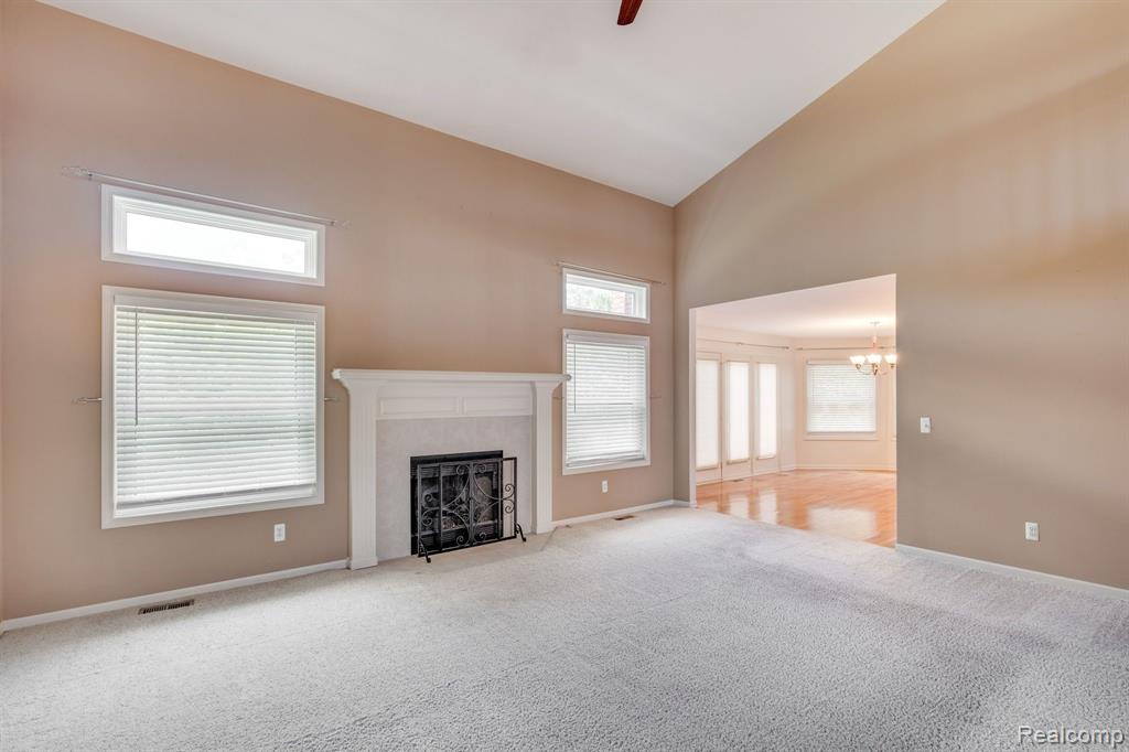 49301 Clinton Terrace Drive, Macomb, MI 48044 — Photo 9