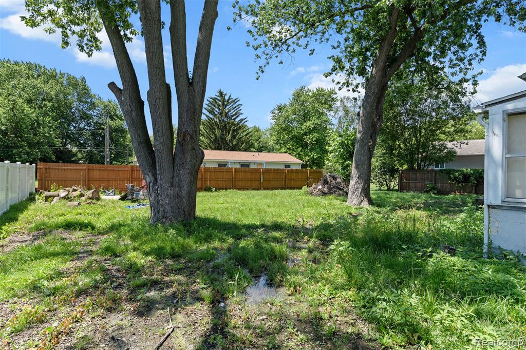 7700 Beachway Drive, Monroe, MI 48161 — Photo 19