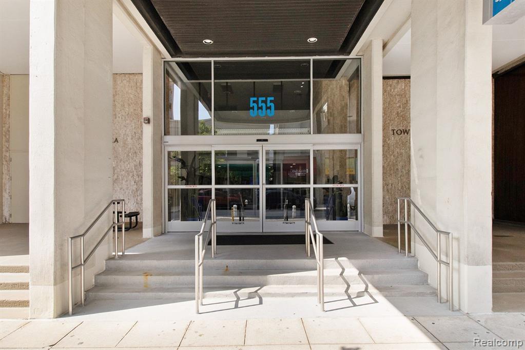 555 E William Street, 5J, Ann Arbor, MI 48104 — Photo 3