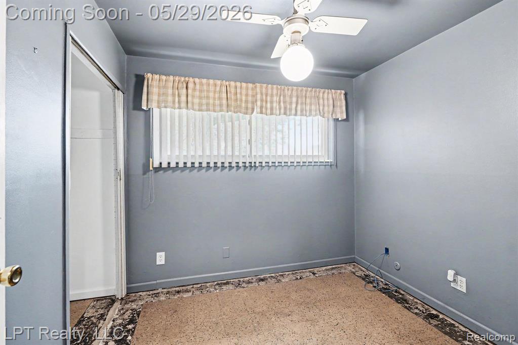 21021 Wendell Street, Clinton Twp, MI 48036 — Photo 12