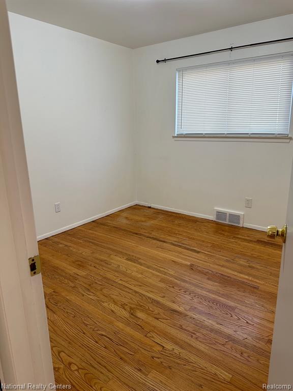 10666 N OAK Drive, Ferndale, MI 48220 — Photo 19