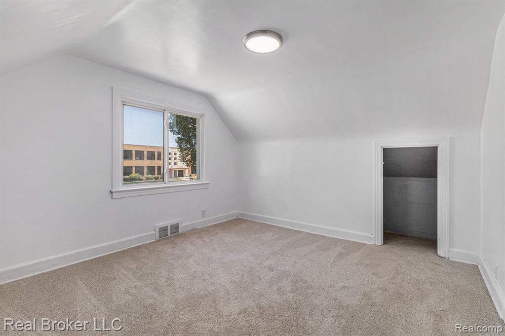 8301 Dodge Avenue, Warren, MI 48089 — Photo 15
