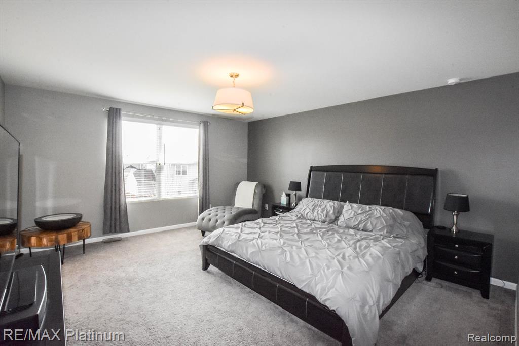 29914 BRAEBURN, New Hudson, MI 48165 — Photo 38